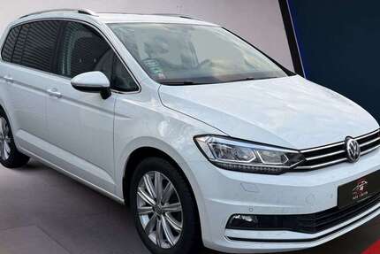 VW Touran 141.000 km 16.999 &euro; Berlin 12439