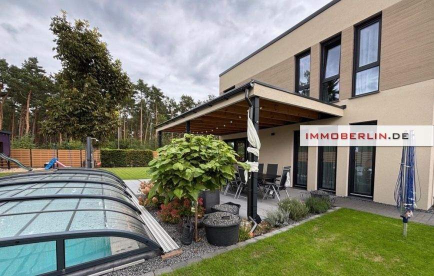 Einfamilienhaus Ludwigsfelde - 1 Zimmer, 185 m&sup2;, 1.190.000&euro; | Angebot:24791020