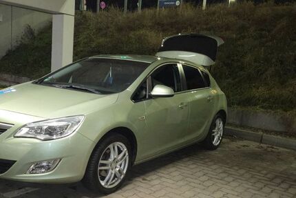 Opel Astra 109.000 km 4.000 &euro; Berlin 13055