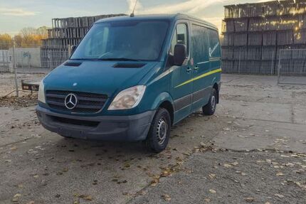 Mercedes-Benz Sprinter 248.211 km 7.500 € Berlin 13089