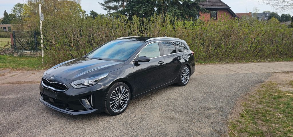 Kia ceed Sportswagon 78.500 km 19.990 &euro; Berlin 13051