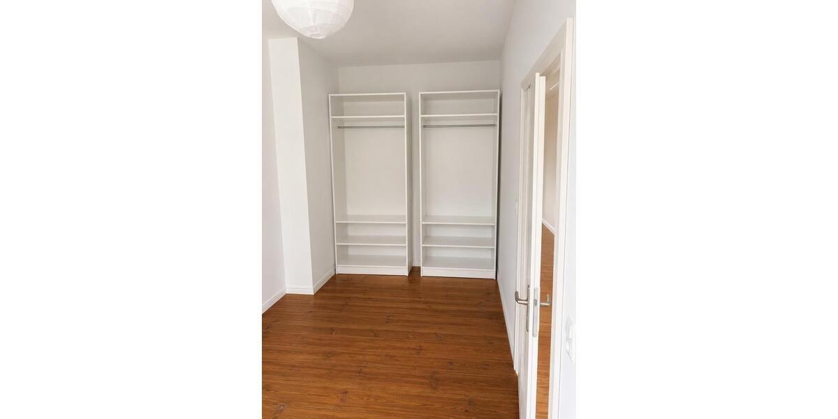 Etagenwohnung Potsdam Babelsberg - 3 Zimmer, 90 m&sup2;, 550.000&euro; | Angebot:27271696