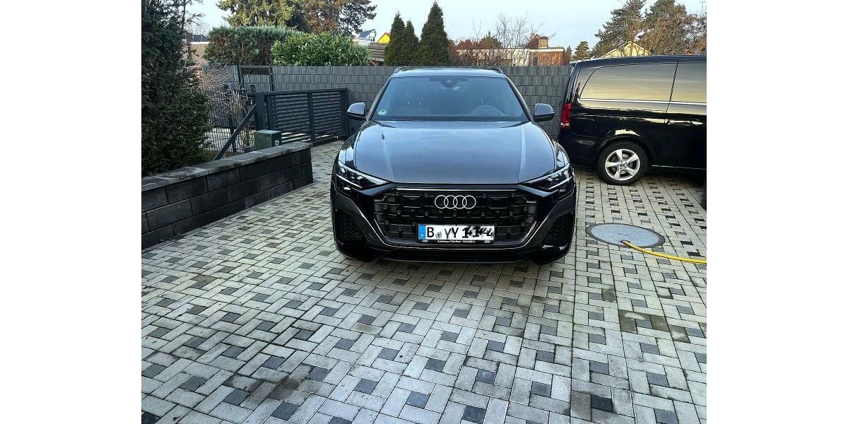 Audi Q8 24.500 km 60.900 &euro; Berlin 12357