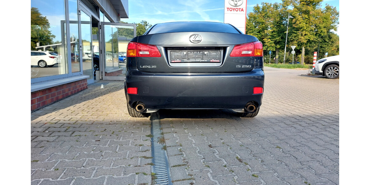 Lexus IS 250 146.137 km 8.000 &euro; Wildau 15745