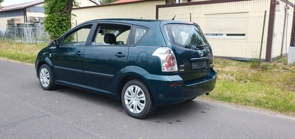 Toyota Corolla Verso 108.554 km 3.400 &euro; Berlin 13629
