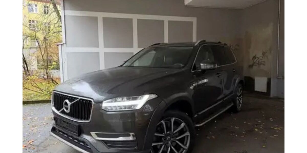 Volvo XC90 235.000 km 22.500 &euro; Berlin 13599