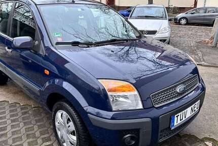 Ford Fusion 130.000 km 2.680 &euro; Berlin 13403