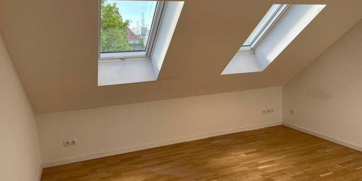 Etagenwohnung Berlin Weißensee - 5 Zimmer, 130 m&sup2;, 2.775&euro; | Angebot:26411468