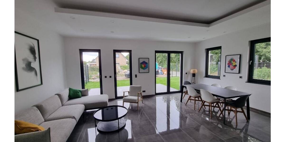 Doppelhaushälfte Berlin Altglienicke - 5 Zimmer, 160 m&sup2;, 2.900&euro; | Angebot:26247801