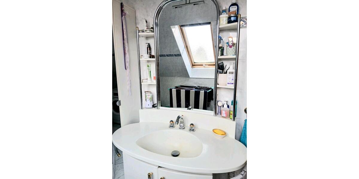 Dachgeschoßwohnung Berlin Marzahn-Hellersdorf - 15 Zimmer, 70 m&sup2;, 550&euro; | Angebot:25855516