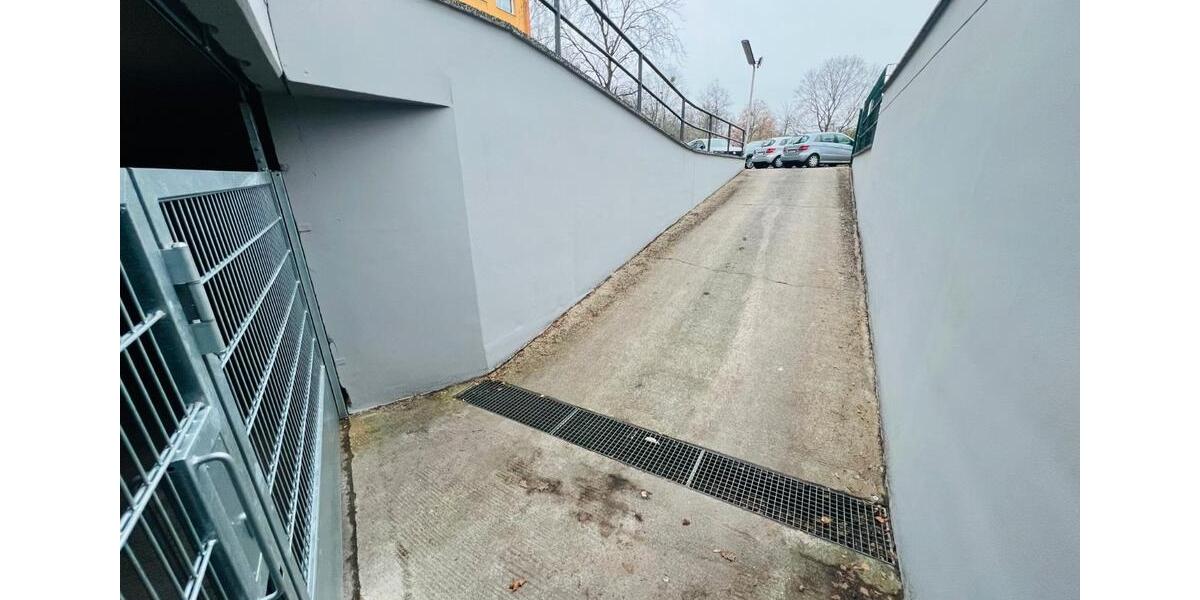 Garagen / Stellplätze Berlin Spandau - 100&euro; | Angebot:26235307