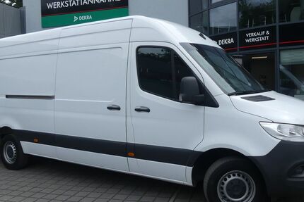 Mercedes-Benz Sprinter 166.776 km 24.600 &euro; Berlin 13156