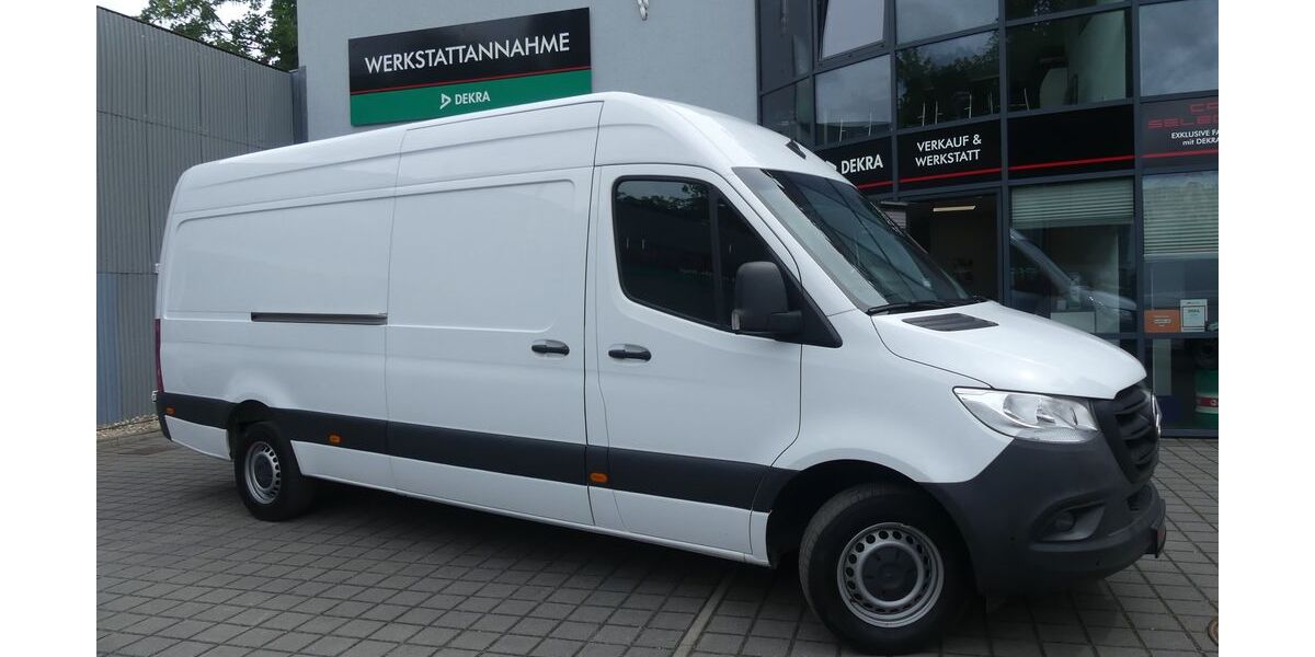 Mercedes-Benz Sprinter 166.776 km 24.600 &euro; Berlin 13156