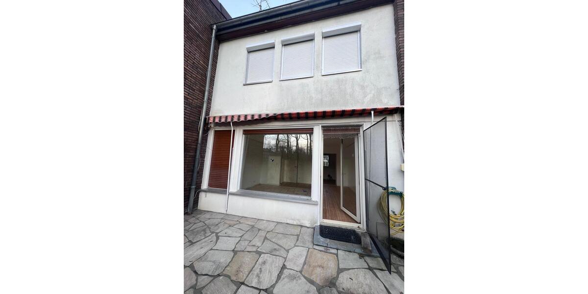 Charmantes Mittelhaus mit Garten in Berlin-Kladow 4 zimmer