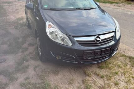 Opel Corsa 117.000 km 2.050 &euro; Berlin 12555