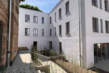Haus zum Kaufen in Berlin 984.000 € 123 m²