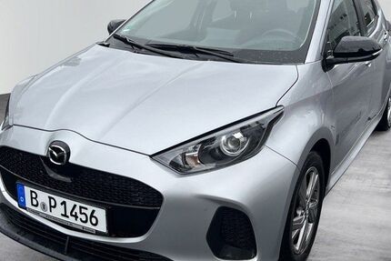 Mazda 2 Hybrid 5.548 km 22.990 &euro; Berlin 13599