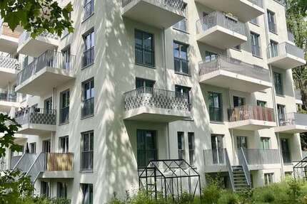 Wohnung Berlin Hakenfelde - 4 Zimmer, 96 m&sup2;, 1.860&euro; | Angebot:25648709
