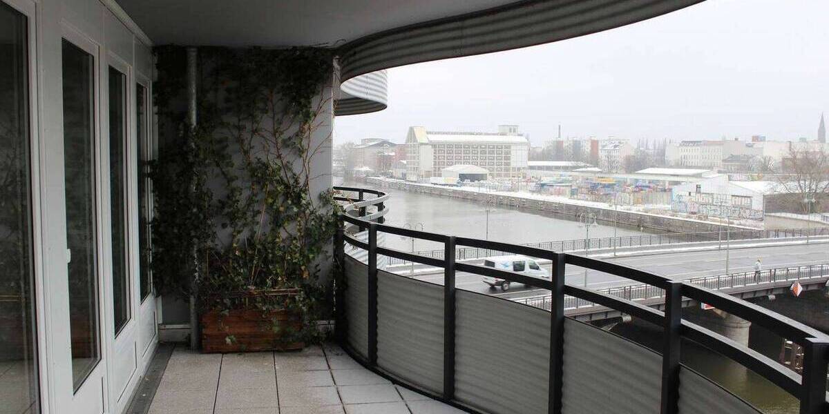 Etagenwohnung Berlin Friedrichshain - 2 Zimmer, 69 m&sup2;, 980&euro; | Angebot:26276712