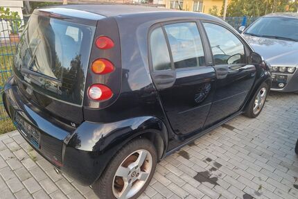 Smart ForFour 201.629 km 1.490 &euro; Berlin 14050