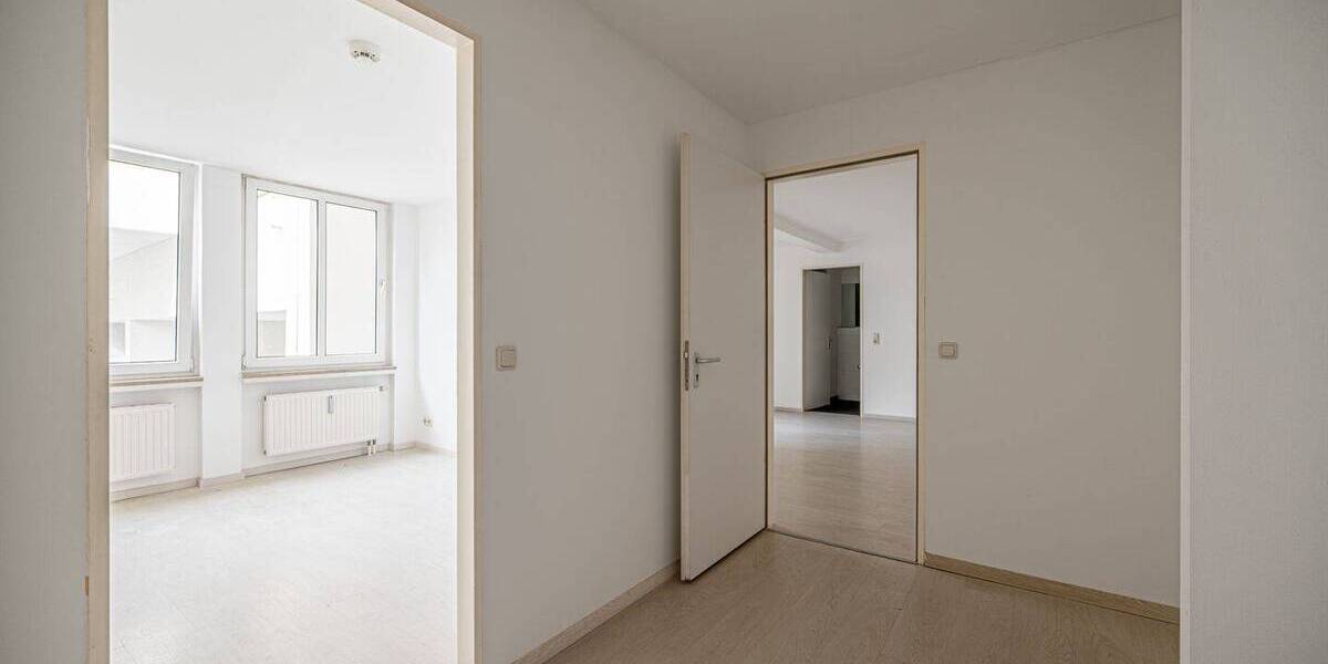 Etagenwohnung Berlin Lichtenberg - 4 Zimmer, 100 m&sup2;, 500.000&euro; | Angebot:26549955