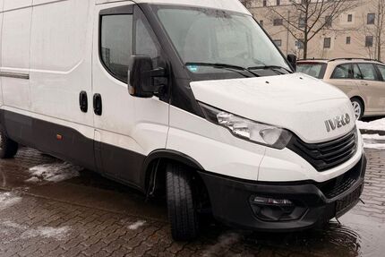 IVECO Andere 54.152 km 26.990 &euro; Erkner 15537