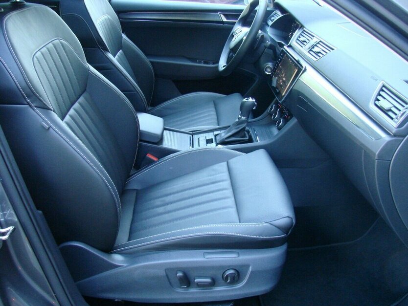 Skoda Superb 2.0TDI Style Pano ACC Columbus Standheizung 26.128 km 34.980 € Falkensee 14612