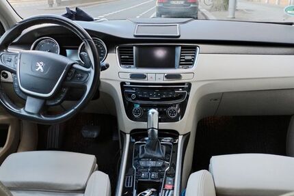Peugeot 508 148.000 km 8.900 &euro; Berlin 10245