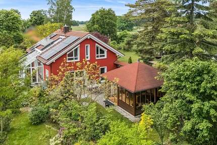 Haus Schöneiche bei Berlin - 7 Zimmer, 242 m&sup2;, 995.000&euro; | Angebot:26830221