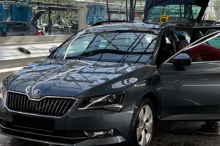 Skoda Superb 139.500 km 14.190 &euro; Berlin 12167