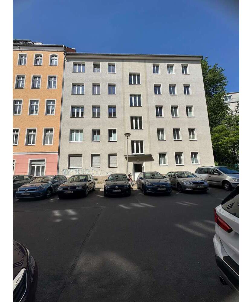 Wohnung zum Kaufen in Berlin 270.000 € 47.67 m²