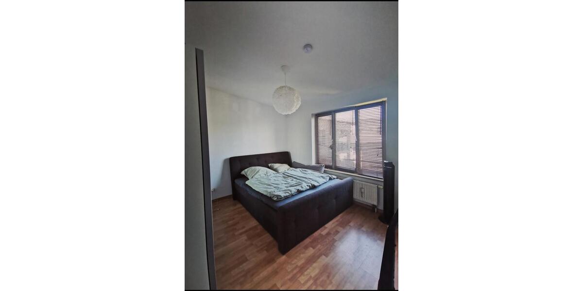Dachgeschoßwohnung Schönefeld - 2 Zimmer, 48 m&sup2;, 950&euro; | Angebot:26449167