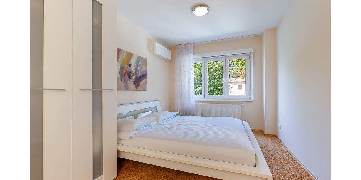 Einfamilienhaus Berlin Lankwitz - 8 Zimmer, 301 m&sup2;, 1.900.000&euro; | Angebot:25738376