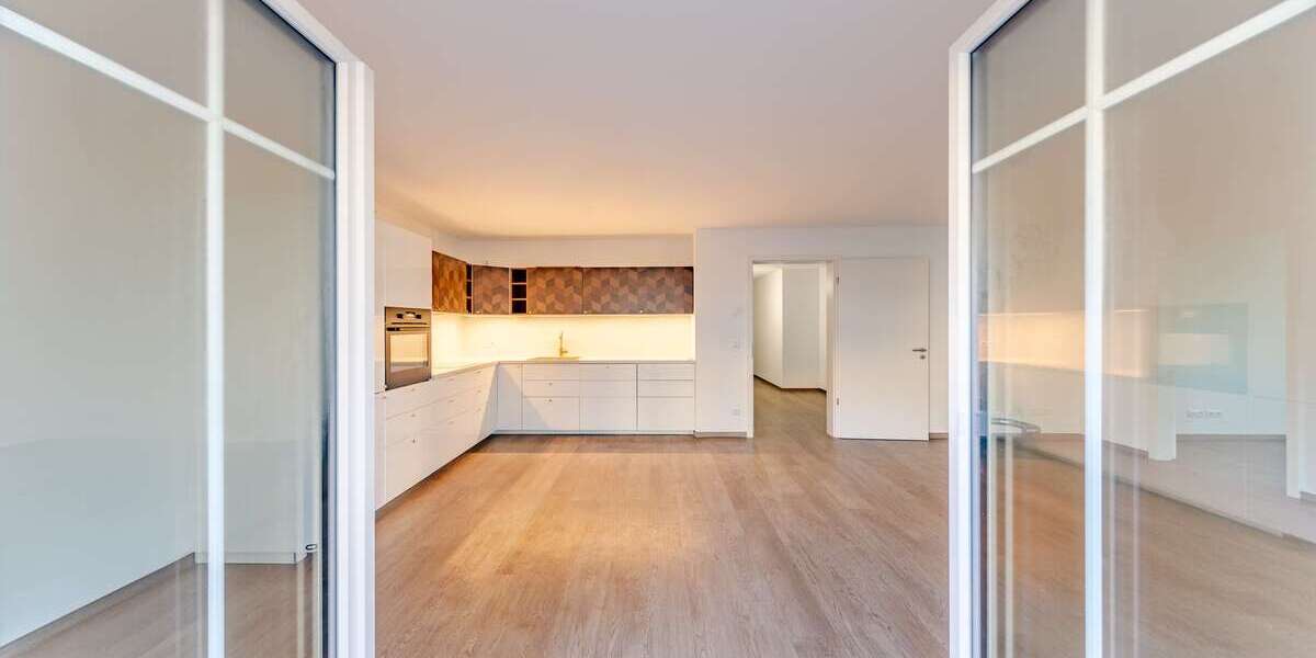 Wohnung zum Mieten in Königs Wusterhausen 1.250 € 90 m² 3 zimmer