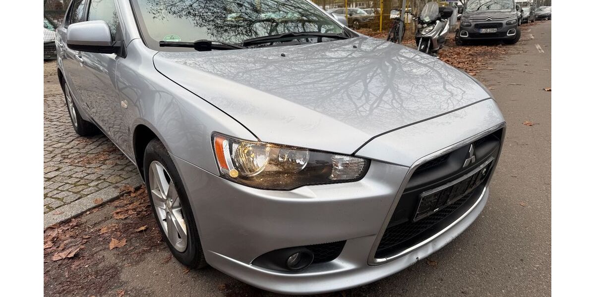 Mitsubishi Lancer 139.000 km 2.900 &euro; Berlin 12109