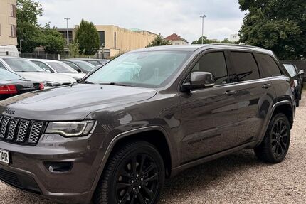 Jeep Grand Cherokee 200.000 km 15.450 &euro; Berlin 12347