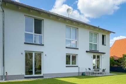 Haus zum Kaufen in Birkenwerder 845.000 € 275 m²
