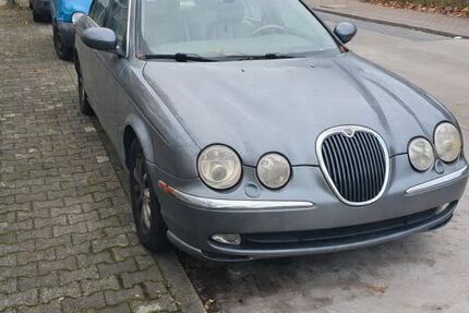 Jaguar S-Type 160.000 km 2.800 &euro; Berlin 13053