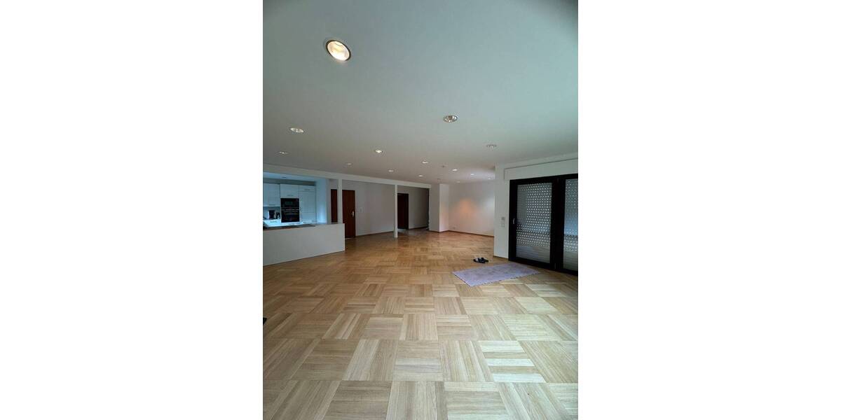 Einfamilienhaus Berlin Kladow - 7 Zimmer, 200 m&sup2;, 2.990&euro; | Angebot:23944546