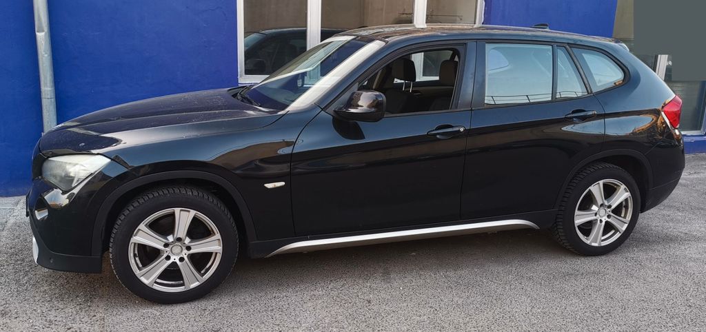 BMW X1 200.000 km 4.499 &euro; Berlin 13405