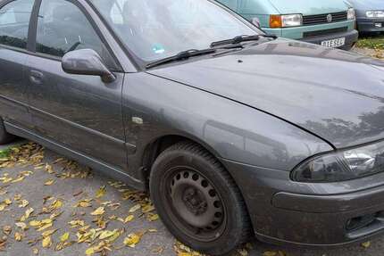 Mitsubishi Carisma 111.876 km 750 € Berlin-Karlshorst 10318