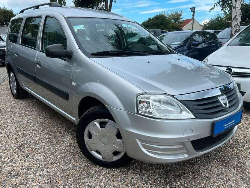 Dacia Logan 70.129 km 4.990 € Berlin 13089