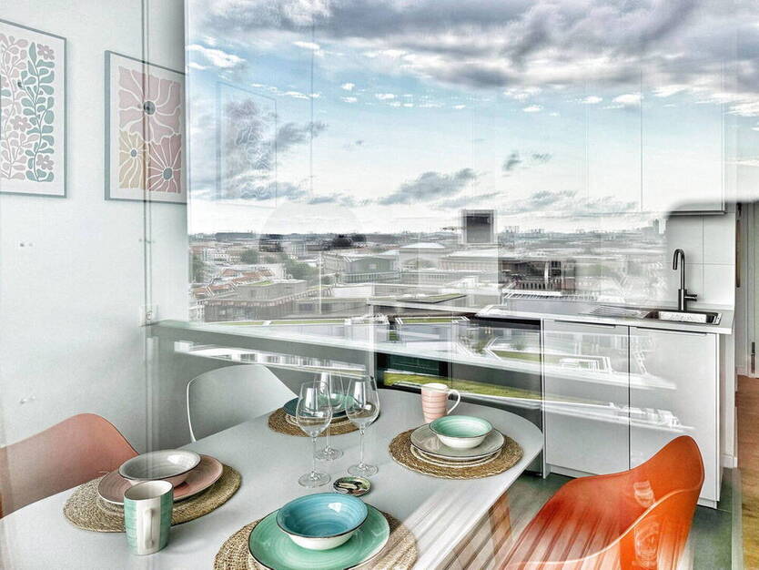 Furnished Loft Hackescher Markt: View, Balcony & Parking