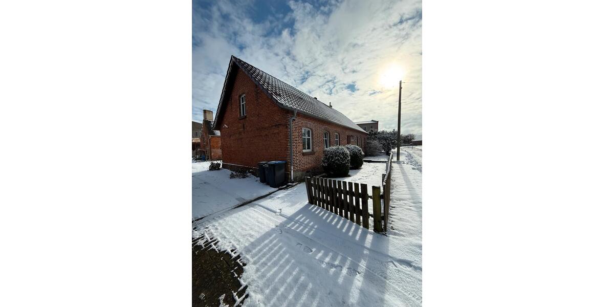 Einfamilienhaus Berlin Mitte - 2.5 Zimmer, 97 m&sup2;, 210.000&euro; | Angebot:25394903