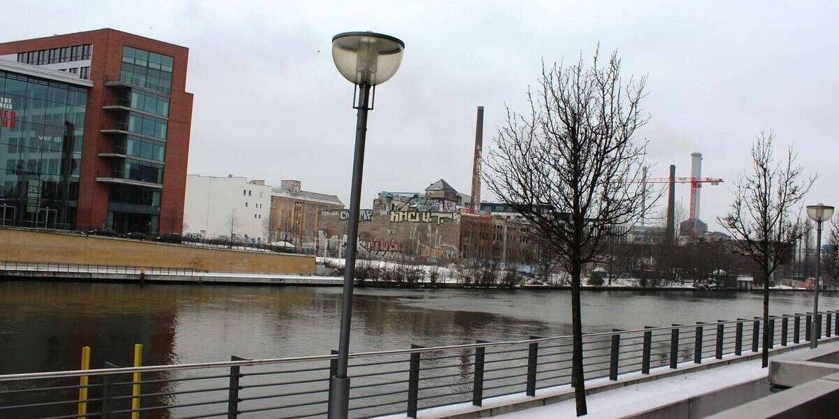 Etagenwohnung Berlin Friedrichshain - 2 Zimmer, 69 m&sup2;, 980&euro; | Angebot:26276712