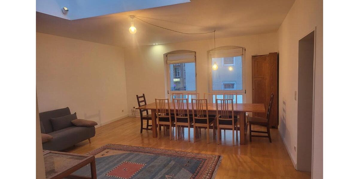 Dachgeschoßwohnung Berlin Steglitz-Zehlendorf - 4 Zimmer, 136 m&sup2;, 2.980&euro; | Angebot:26298973