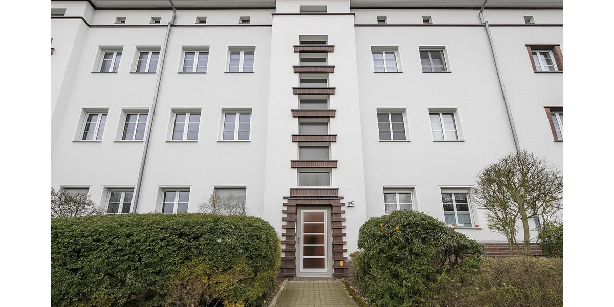 Berlin-Britz: 2-Zimmer-ETW mit Balkon–Selbstbezug oder Kapitalanlage-500 m zum Bahnhof Blaschkoallee - Etagenwohnung Berlin / Britz Britz | Angebot:24941396