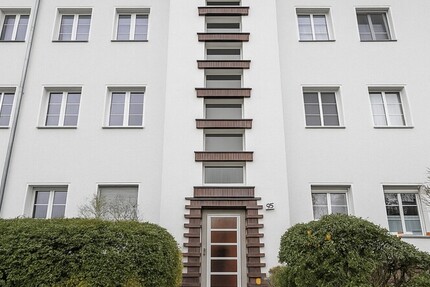 Berlin-Britz: 2-Zimmer-ETW mit Balkon–Selbstbezug oder Kapitalanlage-500 m zum Bahnhof Blaschkoallee - Wohnung Berlin / Britz Britz | Angebot:24941396