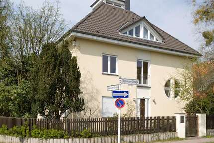 Wohnung Berlin Steglitz-Zehlendorf - 6 Zimmer, 300 m&sup2;, 4.600&euro; | Angebot:26024115