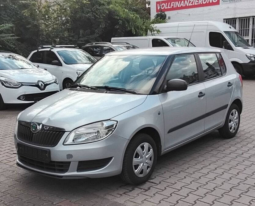 Skoda Fabia 99.700 km 3.950 € Berlin 13409